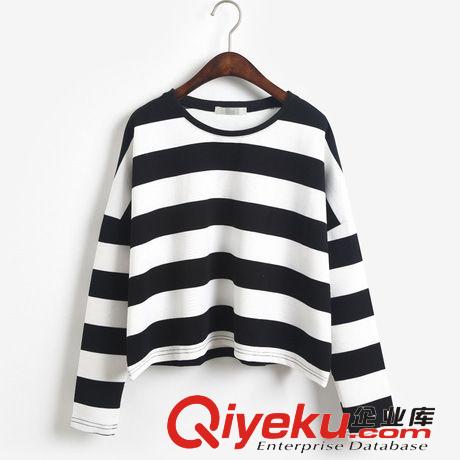 專業(yè)訂做2014春夏新款女裝T恤圓領(lǐng)短袖條紋寬松短款女裝百搭女衫