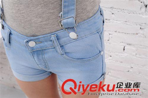 2014夏季新款 韓版卷邊牛仔背帶短褲 背帶褲 牛仔褲工廠批發9002原始圖片3