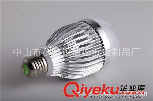 LED球泡燈 LED燈具 5W 鋁外殼