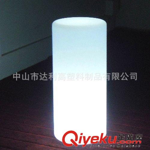 供應LED發(fā)光圓柱 七彩變色圓柱燈 創(chuàng)意咖啡桌燈 景觀圓柱形