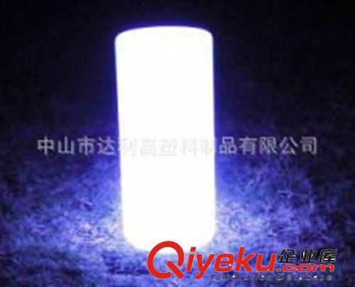 led燭臺(tái) led蠟燭燈 塑料圓柱燈 OEM來(lái)樣加工 LED發(fā)光圓柱燈