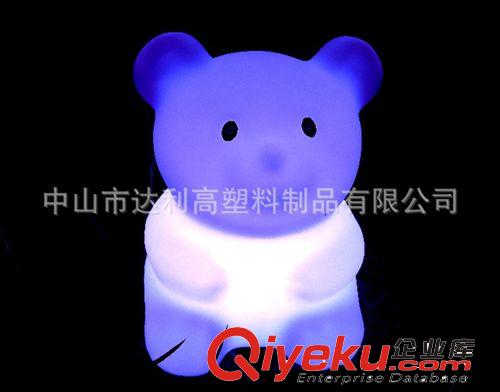 供應(yīng)LED塑料玩具燈 塑料發(fā)光寵物燈 七彩變色寵物燈 中山廠家直銷原始圖片2