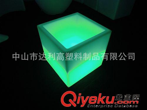 LED發(fā)光冰桶 LED立方體冰桶 PE雙層冰桶  方形酒吧冰桶原始圖片3