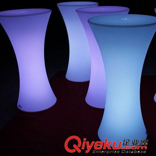 LED吧臺(tái) 高吧臺(tái) LED時(shí)尚酒吧吧臺(tái) 新款滾塑吧臺(tái)