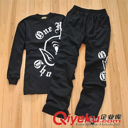 廠家專業(yè)定做春秋季衛(wèi)衣套裝、純棉抓絨衛(wèi)衣、可按客戶要求定做原始圖片2