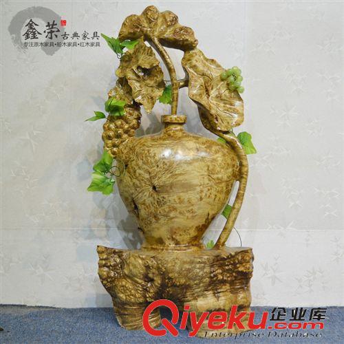 進(jìn)口黃金樟實(shí)木雕刻工藝品 全手工雕刻擺件 個(gè)性水壺?cái)[件 JXR44