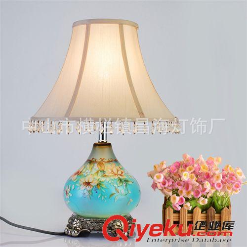 2013新款手繪臺(tái)燈 波西米亞臺(tái)燈 地中海臺(tái)燈 歐式復(fù)古臺(tái)燈 布藝燈原始圖片3
