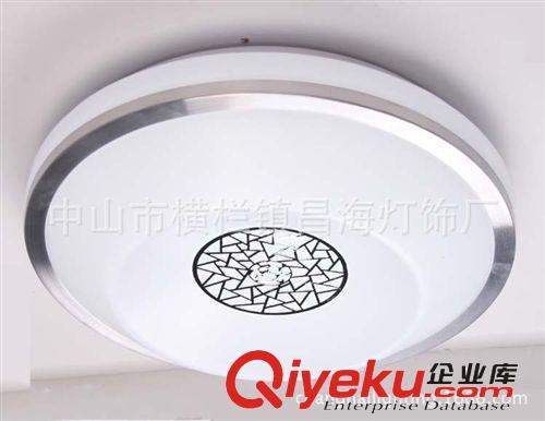 中山古鎮(zhèn)批發(fā)廠家LED鋁材亞克力吸頂燈18W恒流高檔簡約時(shí)尚頂燈原始圖片2