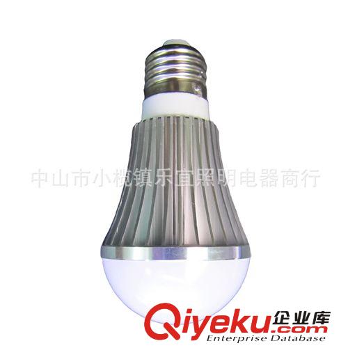 新款LED LED球泡燈燈泡 螺口E27 LED節(jié)能燈 LED燈具 出口LED7W