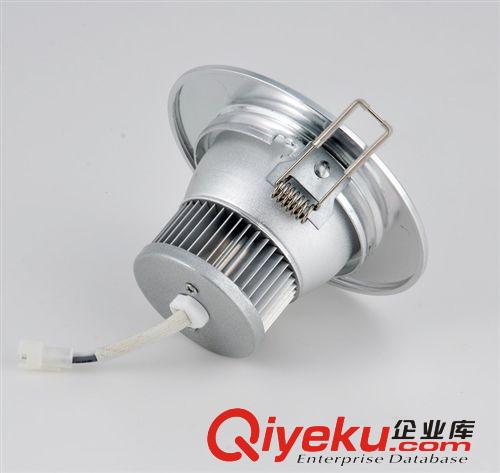 LED筒燈5W 高亮LED筒射燈天花燈防霧燈具 LED節(jié)能燈具