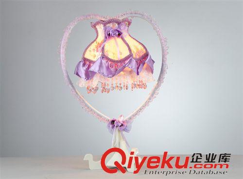 紫色心臺燈批發(fā)床頭燈書房臥室燈結婚溫馨浪漫布藝燈具燈飾LHT020原始圖片2