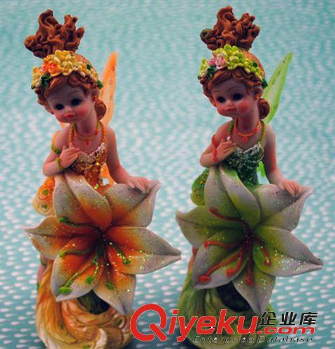 旋轉(zhuǎn)木馬音樂盒/八音盒/樹脂旋轉(zhuǎn)木馬音樂盒女生桌面小擺件
