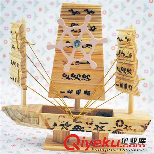 可愛童趣卡通筆筒 手工木制禮品書桌小擺件 送小朋友學習生日禮物