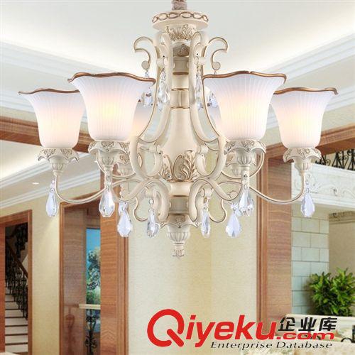 批發(fā)歐式簡約吊燈 客廳燈餐廳燈房間燈具 孔雀簡歐樹脂燈飾6011