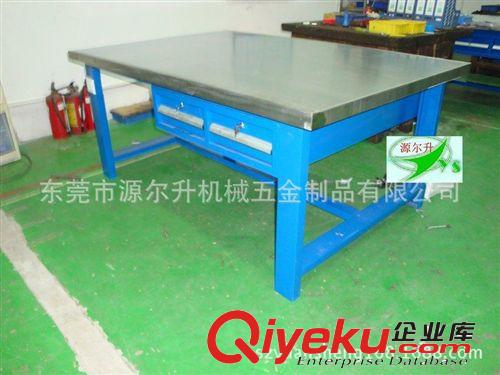 供應廠家模配件工作桌 實驗室工作桌工作臺 帶吊柜工作桌原始圖片2