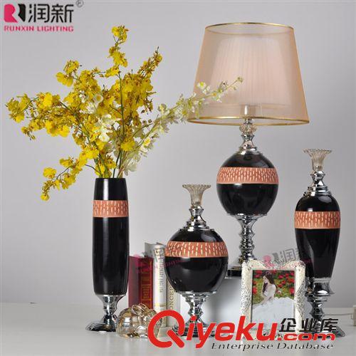 歐式簡約大氣別墅客廳餐桌擺設(shè)花瓶 陶瓷家居飾品花插花器RV1021原始圖片3