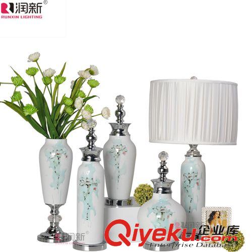 潤新廠家直銷批發(fā)歐式田園簡約gd陶瓷工藝品擺件套裝RD1050系列
