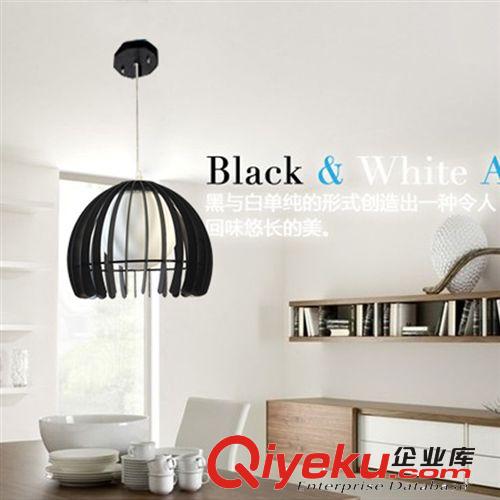 【烈風】熱賣歐式現代簡約吊燈餐廳臥室燈具燈飾松果燈鋁質L9020