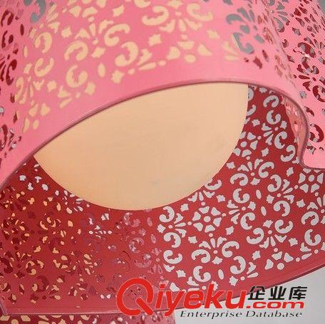 廠家直批 三頭心形組合吸燈燈適合臥室客房支持混批可定做吊燈