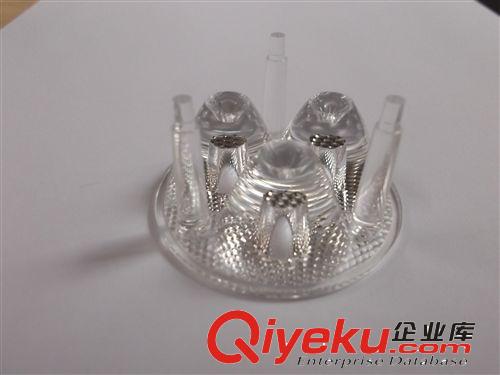 供應50MM 3*1W帶孔珠面 3*1W帶腳蜂窩面連體光學透鏡原始圖片3