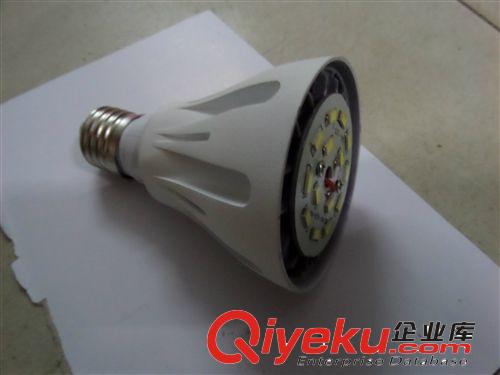 LED壓鑄球泡7W成品原始圖片3