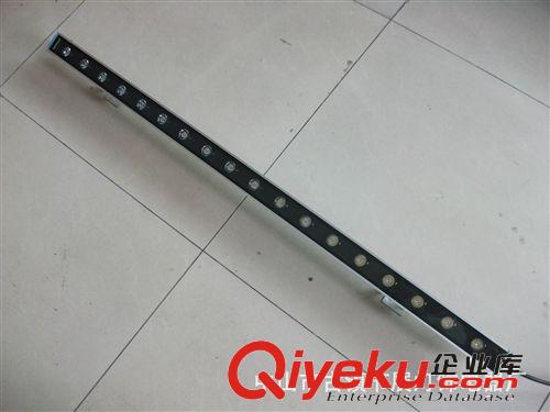 LED洗墻燈36W七彩DMX512外控成品 72*72*1000