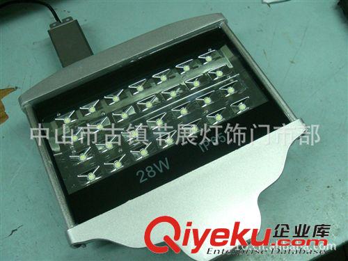 供應高品質(zhì)28W(42W 56W 70W 84W 98W 112W)LED路燈頭成品