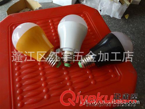 【廠家直銷】品牌led燈套件 led球泡燈塑料燈殼 led 球泡配件批發(fā)