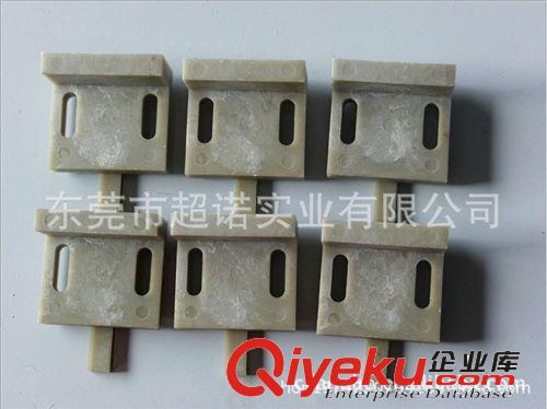 廠家經(jīng)銷低價紙箱加工設(shè)備設(shè)備新釘箱機