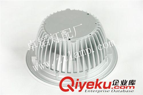 專業(yè)生產(chǎn)LED筒燈外殼配件套件 6寸LED內(nèi)置壓鑄筒燈外殼配件原始圖片3
