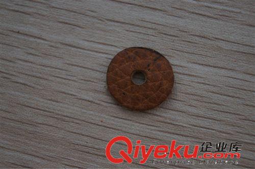 專業生產皮革墊圈,紐扣介子,PU皮革墊片,墊圈,介子