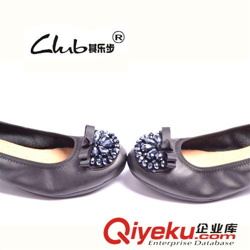 夏季新款zp中跟水鉆潮女鞋 外貿(mào)牛皮透氣淺口粗跟女式花朵單鞋原始圖片3