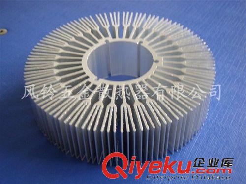 廠家直銷 太陽花 90*32*20 散熱器 帶孔 鋁合金 散熱片 燈具配件原始圖片3