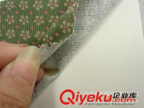 滿幅規則印小花型印花燈芯絨小碎花活性印花 全棉燈芯絨印花 圖