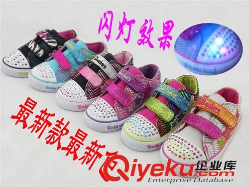 批发 skechers斯凯奇zp 男女闪灯童鞋 亮片 帆布板鞋 运动鞋