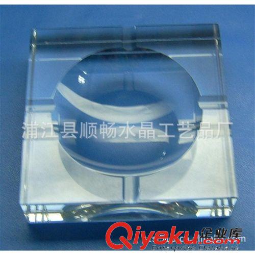 大量供應(yīng)  水晶煙灰缸 方形圓孔煙缸 100mm