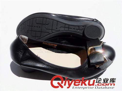 廠價直銷/全網{zd1}/頭層牛皮坡跟蝴蝶結女單鞋/女款中跟女單鞋