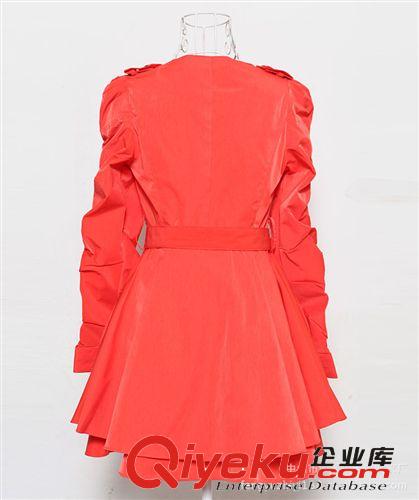 2013韓版新款 女裝春秋款外套雙排扣修身大衣裙擺式大衣 女式風(fēng)衣原始圖片3