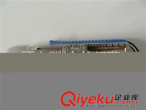 供應(yīng)180mm單發(fā)塑卡 鐵卡美工刀原始圖片2
