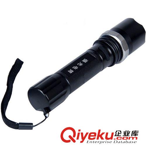 CREE XPE Q5LED旋轉(zhuǎn)變焦強光手電筒防水騎行手電禮盒套裝 非電擊