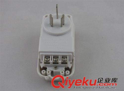 空調(diào)專用防漏電插頭 優(yōu)質(zhì)供應(yīng)漏電保護(hù)插頭 16A10A漏電保護(hù)插頭原始圖片3