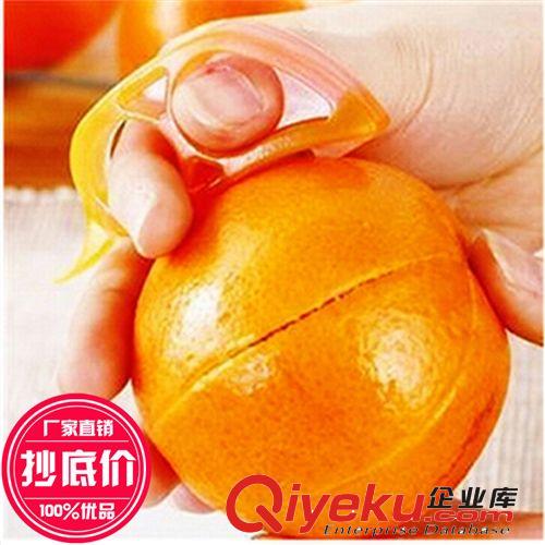 批發(fā)多功能手柄多用途清潔刷 懸掛設(shè)計(jì) 清潔方便 海綿杯刷