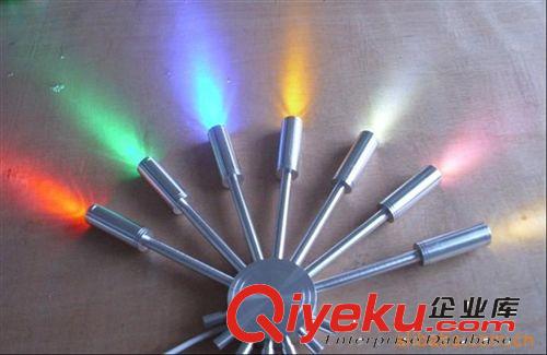 廠家直銷高質(zhì)量三角形LED壁燈，適用KTV房，休閑吧娛樂場所 壁燈原始圖片2