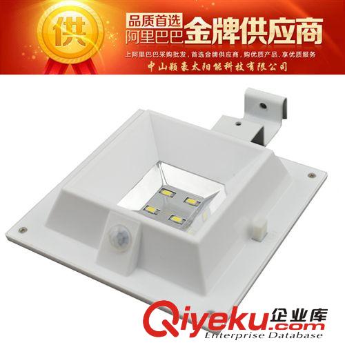 太阳能4LED 感应方形水槽灯 太阳能篱笆灯 栅栏灯 走廊灯 壁灯