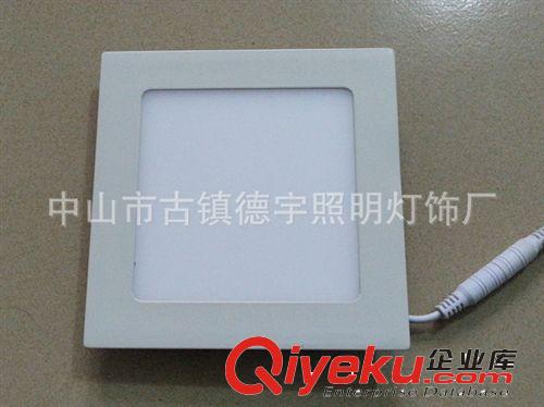 4寸 開孔130*130mm 9W LED超薄面板天花燈圓形與方形(SMD2835)