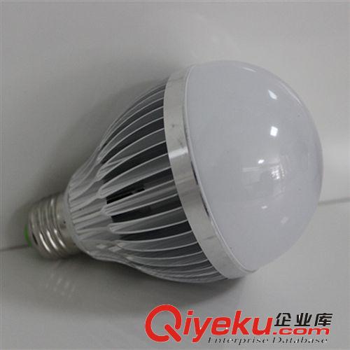 供應12W LED球泡，恒流驅動 鋁殼LED球泡  廠家直銷