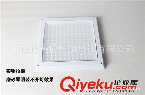 廠家供應(yīng)LED廚房浴室燈防水8W明裝3528貼片/LED廚衛(wèi)燈