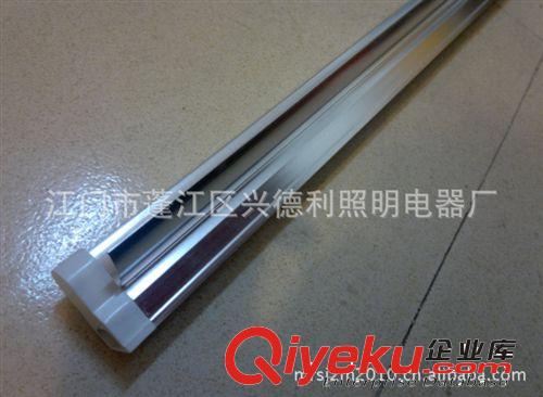 供應(yīng)高仿雷士/三雄T5帶罩支架 T5帶反光片支架 T5三基色工程支架原始圖片2