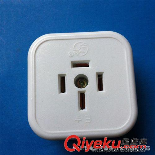 盈楚五金電器大量批發(fā) 大量銷售 三相四線25A插座