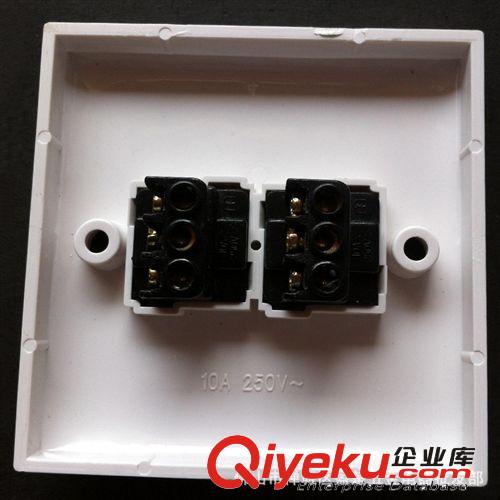【佛山】 盈楚五金電器批發(fā)大量出售 永亮電工二位雙聯(lián)開關(guān)1原始圖片3